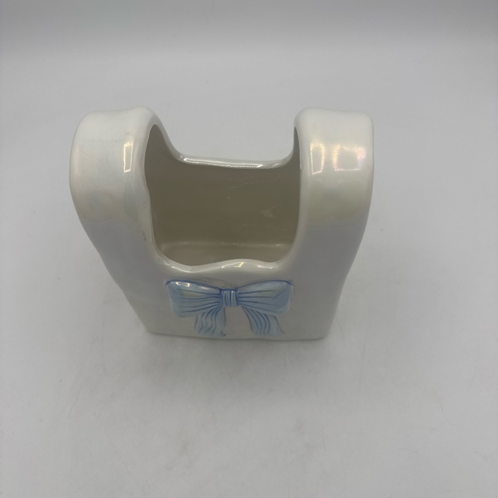 Target Bullseye’s Spring Iridescent Purse Vase With Blue Bow 6.5"H NEW 2025 - Picture 5 of 8